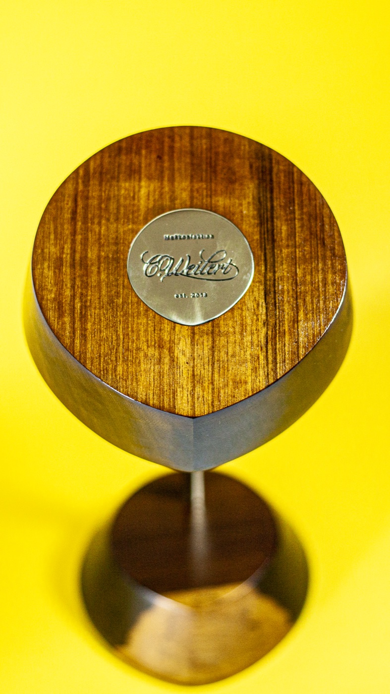Collar Display detail