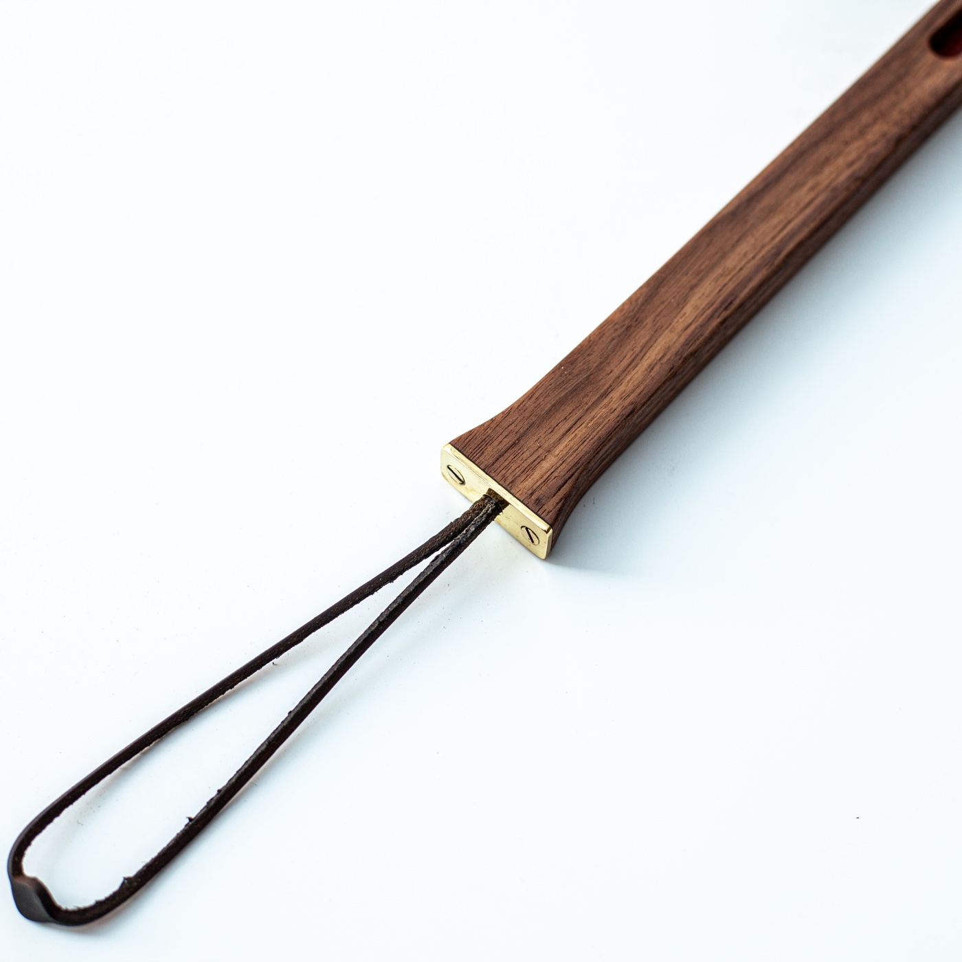 Shoehorn detail